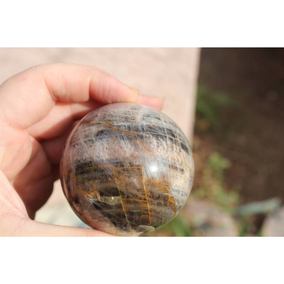 Black Moon stone Sphere divine feminine - Picture 2 of 6